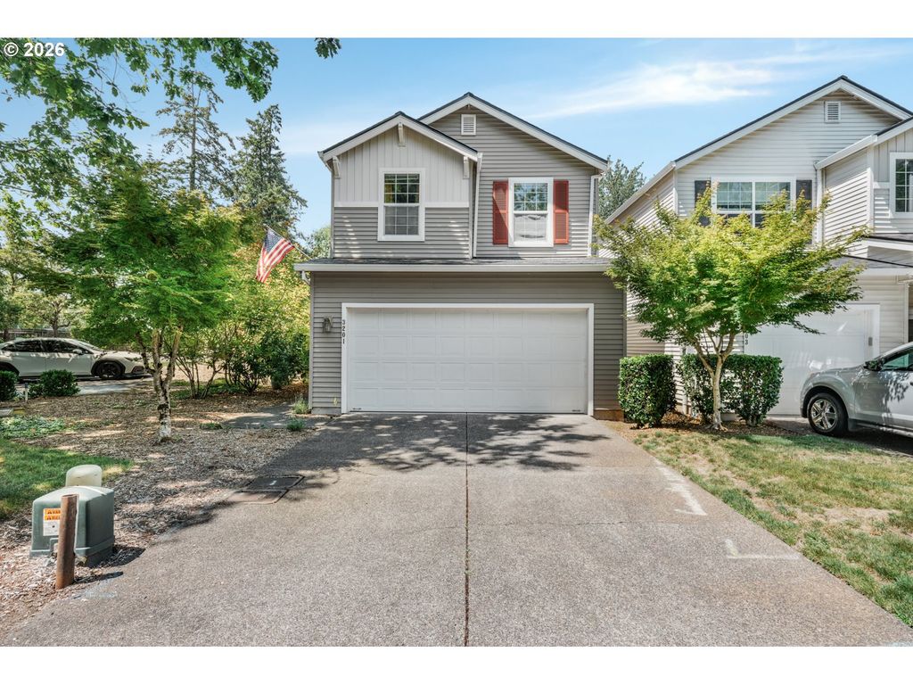 3201 Se ROBIN Cir, Hillsboro, OR 97123