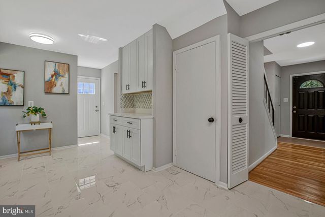 1224 PLEASANT VALLEY DR, Catonsville, MD 21228