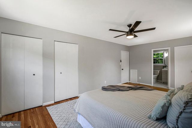 1224 PLEASANT VALLEY DR, Catonsville, MD 21228