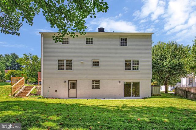 1224 PLEASANT VALLEY DR, Catonsville, MD 21228