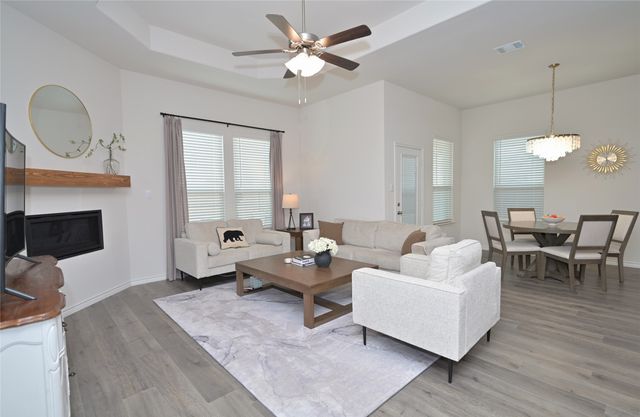 10013 Gray Barrel Drive, Aubrey, TX 76227