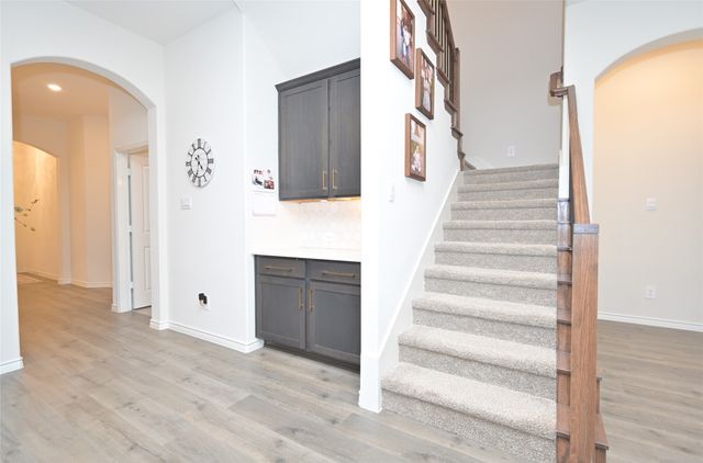 10013 Gray Barrel Drive, Aubrey, TX 76227