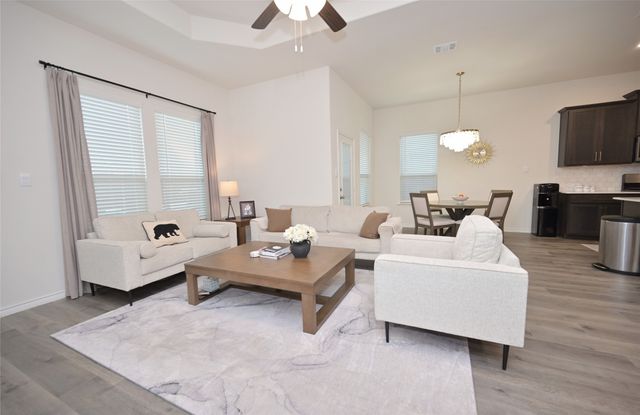 10013 Gray Barrel Drive, Aubrey, TX 76227