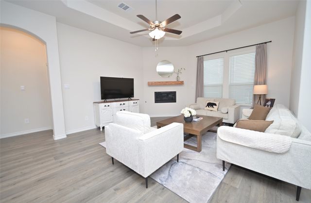 10013 Gray Barrel Drive, Aubrey, TX 76227