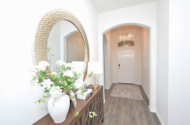 10013 Gray Barrel Drive, Aubrey, TX 76227