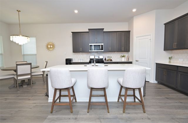 10013 Gray Barrel Drive, Aubrey, TX 76227