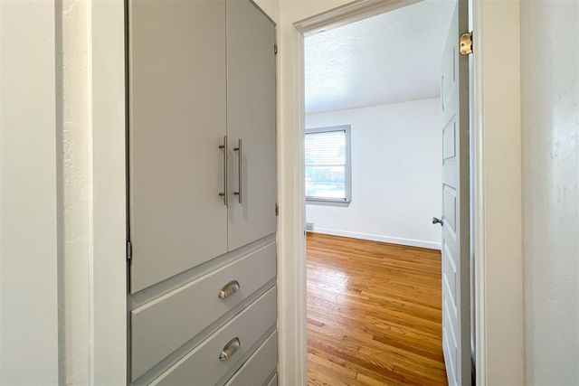 305 W Coe Drive, Midwest City, OK 73110