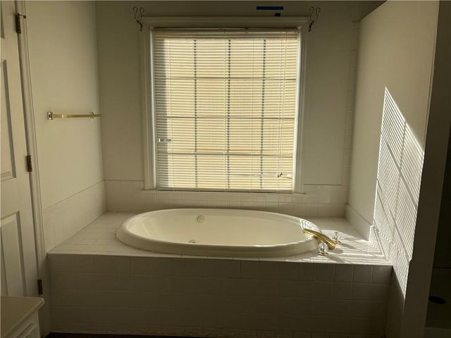 125 Arlington Trace, Fayetteville, GA 30215