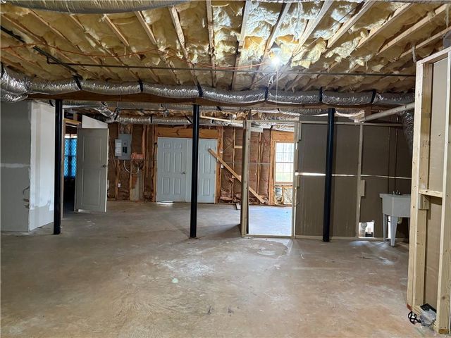 125 Arlington Trace, Fayetteville, GA 30215