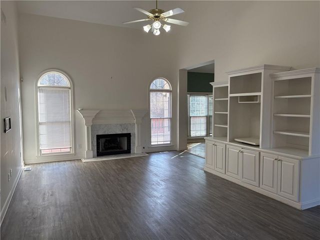 125 Arlington Trace, Fayetteville, GA 30215