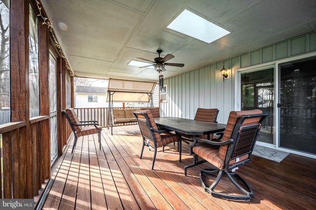 145 BOYER DR, Newark, DE 19702