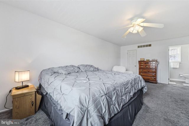 145 BOYER DR, Newark, DE 19702