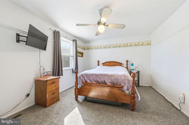 145 BOYER DR, Newark, DE 19702