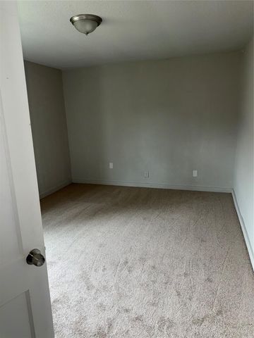 2227 Westway Street, Orange, TX 77630