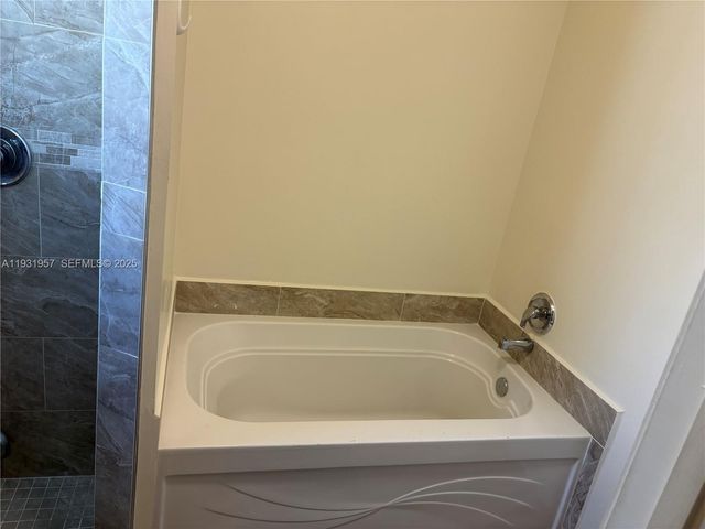 244 Caribe Ct, Green Acres, FL 33413