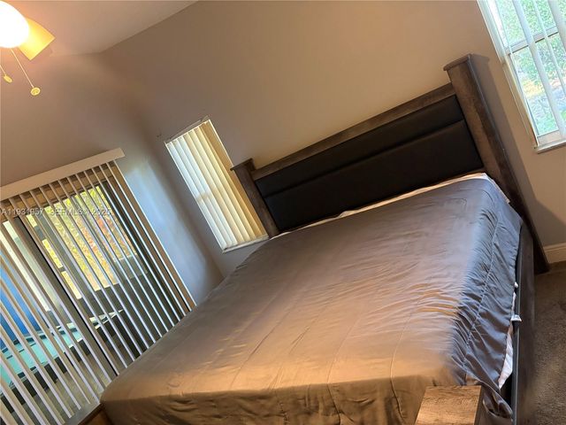 244 Caribe Ct, Green Acres, FL 33413