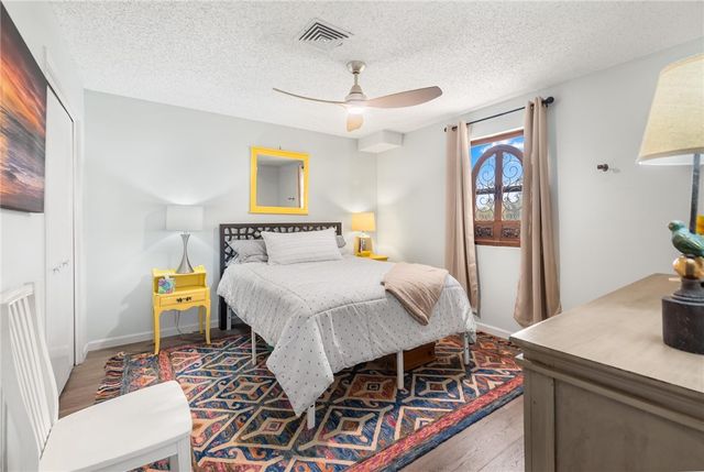 1400 Ocean Dr 304C, Corpus Christi, TX 78404