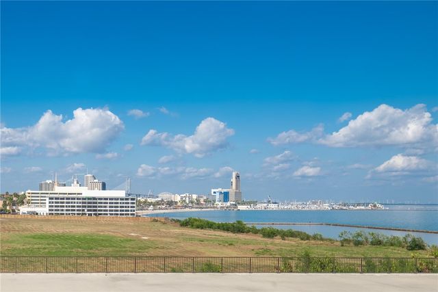 1400 Ocean Dr 304C, Corpus Christi, TX 78404