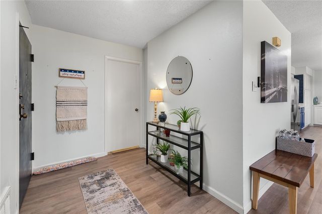 1400 Ocean Dr 304C, Corpus Christi, TX 78404