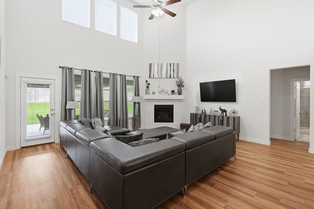 2025 Eagle Boulevard, Fort Worth, TX 76052