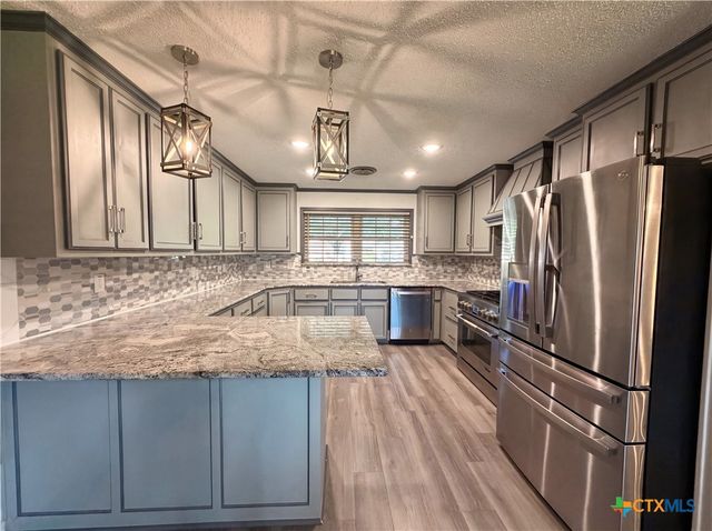 2002 Halbert Street, Killeen, TX 76541