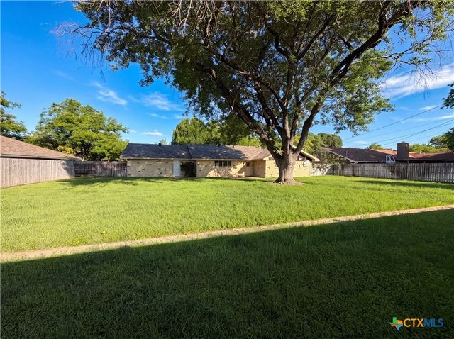 2002 Halbert Street, Killeen, TX 76541
