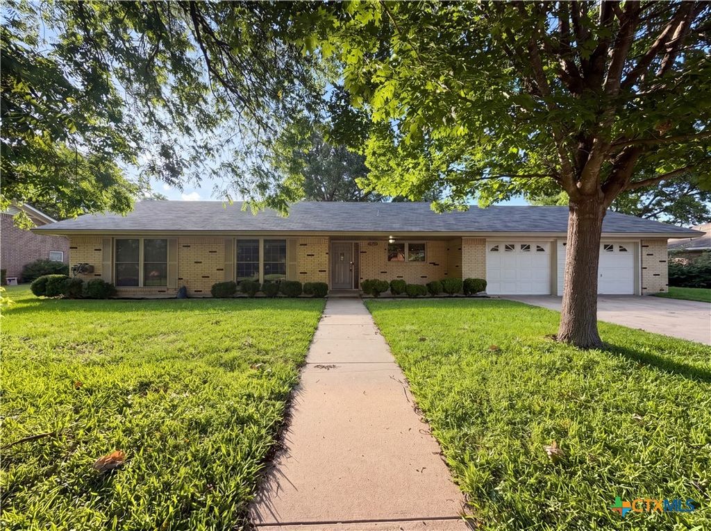 2002 Halbert Street, Killeen, TX 76541