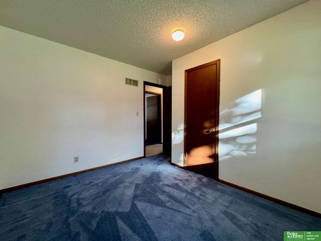 120 S Florida Avenue, York, NE 68467