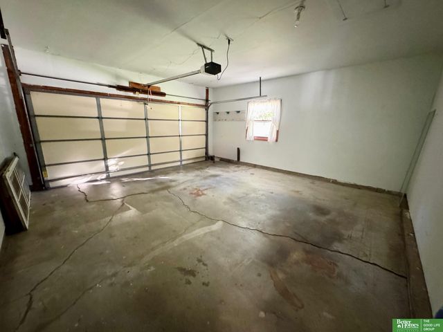 120 S Florida Avenue, York, NE 68467