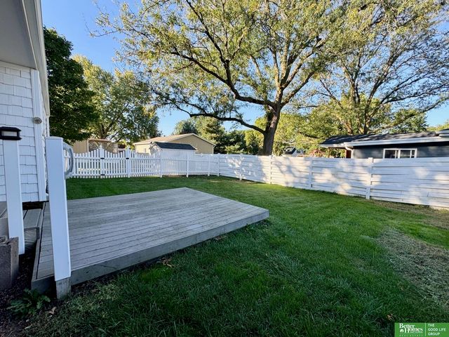 120 S Florida Avenue, York, NE 68467