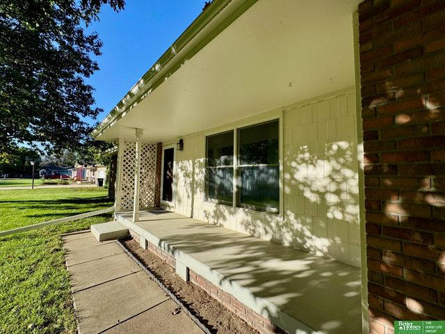 120 S Florida Avenue, York, NE 68467