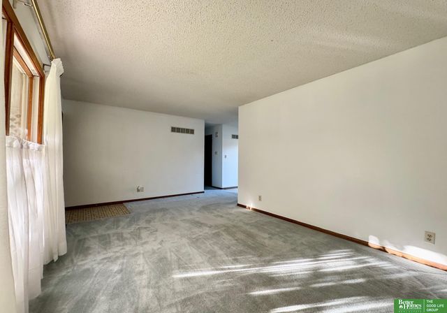 120 S Florida Avenue, York, NE 68467