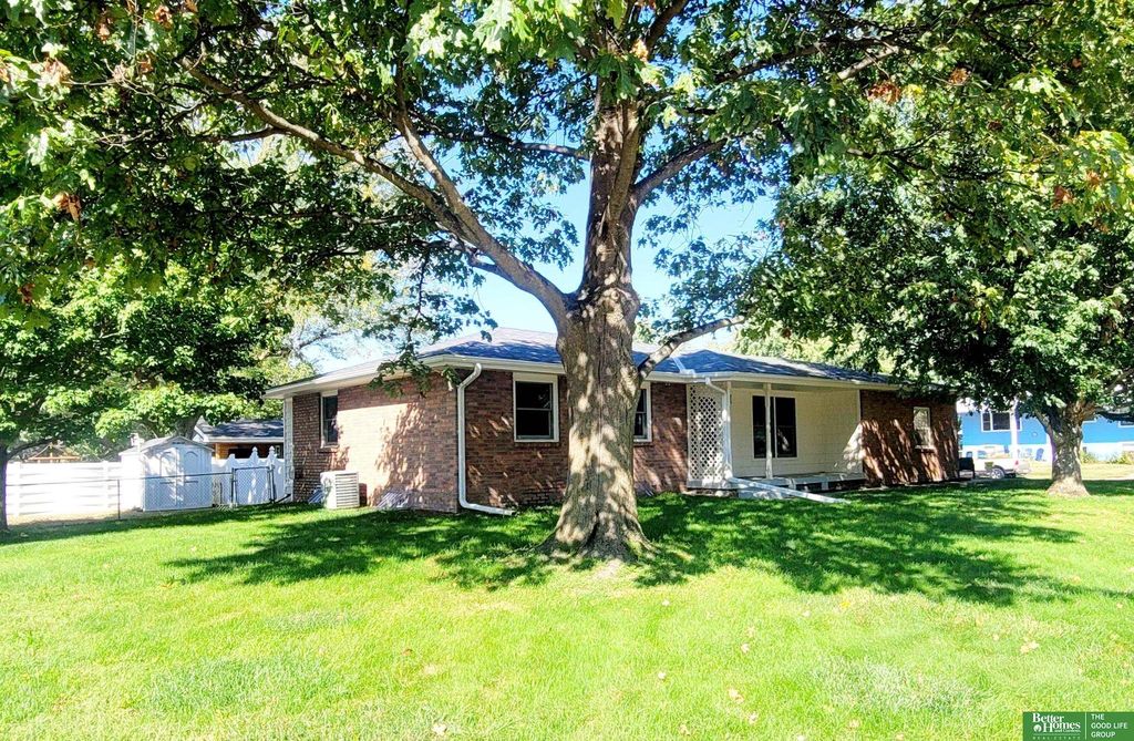 120 S Florida Avenue, York, NE 68467