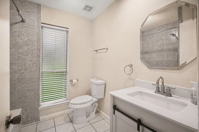 10926 Collingswood Drive, La Porte, TX 77571
