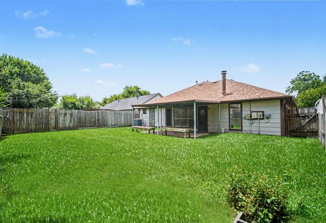 10926 Collingswood Drive, La Porte, TX 77571