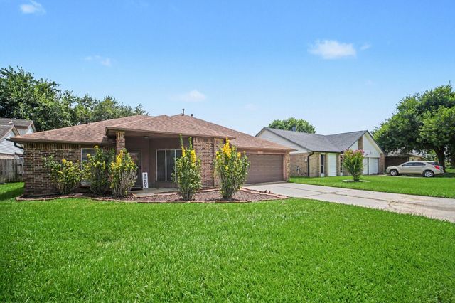 10926 Collingswood Drive, La Porte, TX 77571