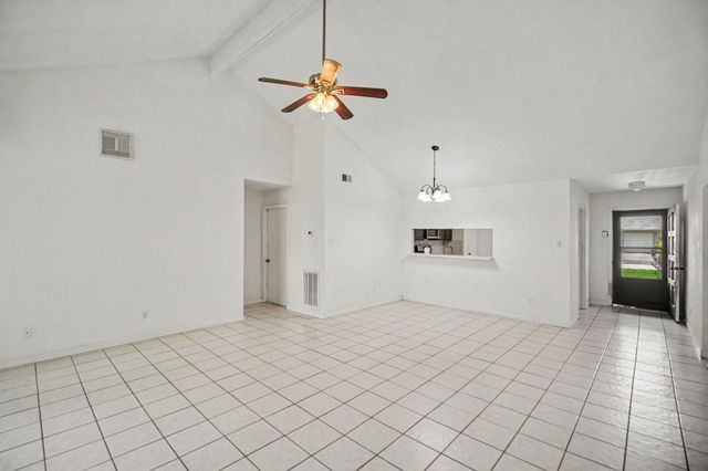 10926 Collingswood Drive, La Porte, TX 77571