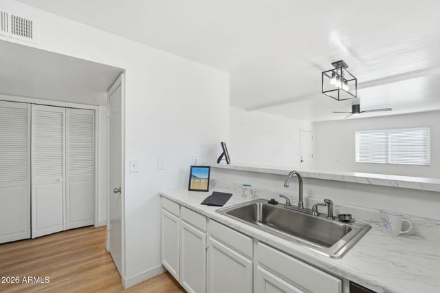 623 W Guadalupe Road 180, Mesa, AZ 85210