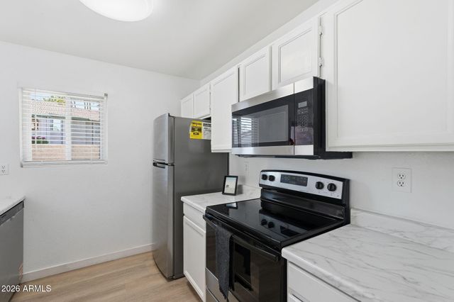 623 W Guadalupe Road 180, Mesa, AZ 85210