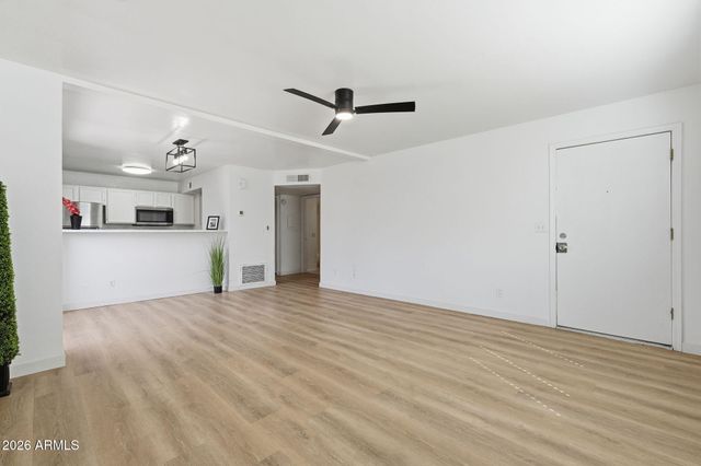 623 W Guadalupe Road 180, Mesa, AZ 85210