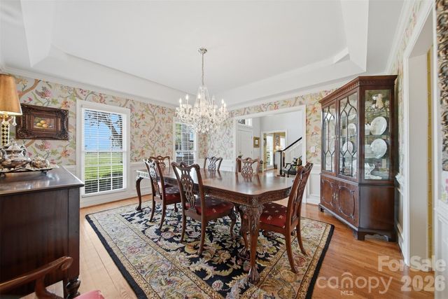 3704 8th Street Place NW, Hickory, NC 28601