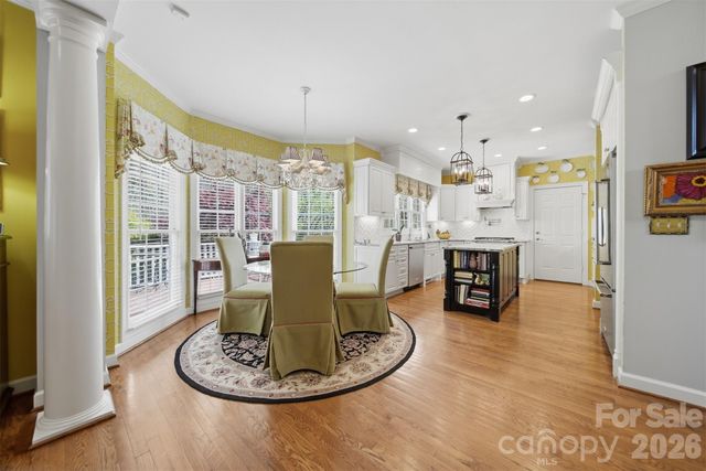 3704 8th Street Place NW, Hickory, NC 28601
