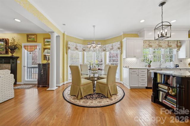 3704 8th Street Place NW, Hickory, NC 28601
