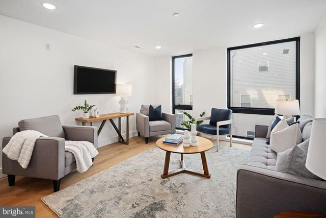 1936-38 YORK ST E #6, Philadelphia, PA 19125