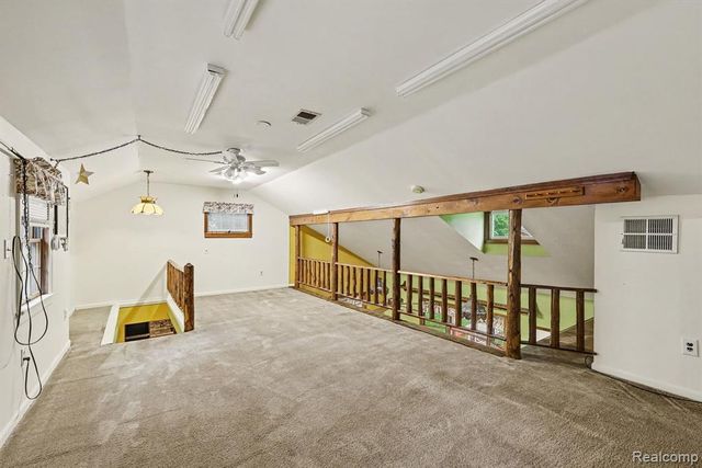 1030 W Livingston Road, Highland, MI 48357