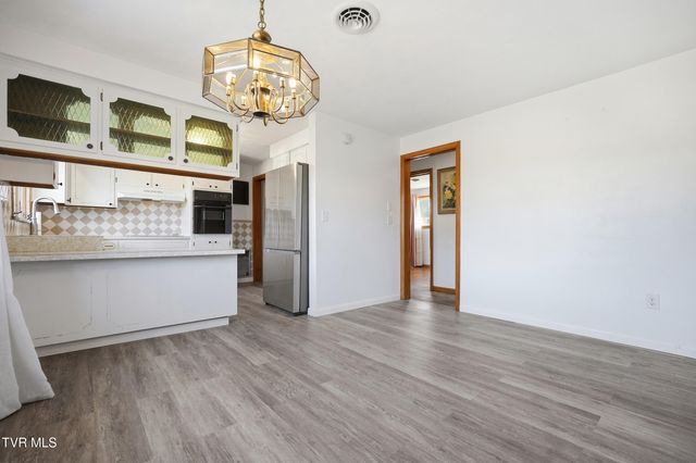 6212 Hurricane Road, Wise, VA 24293