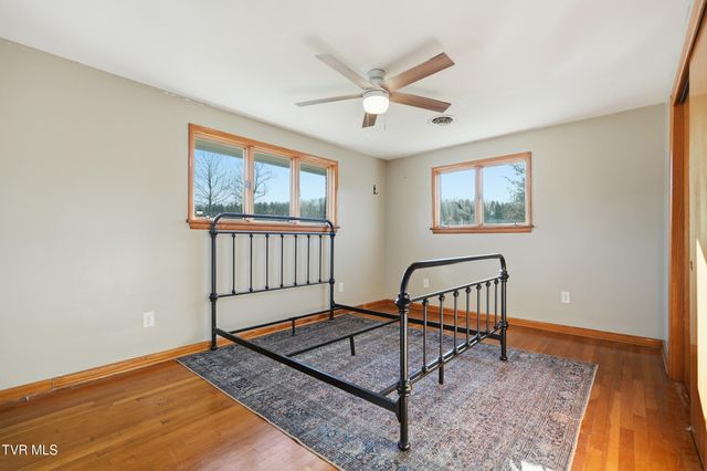 6212 Hurricane Road, Wise, VA 24293