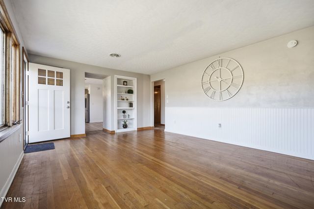 6212 Hurricane Road, Wise, VA 24293