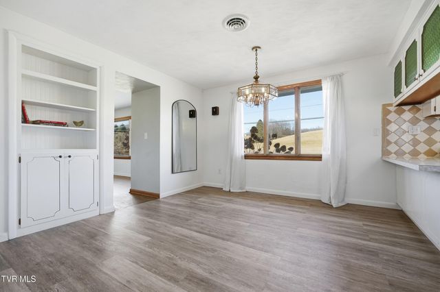 6212 Hurricane Road, Wise, VA 24293