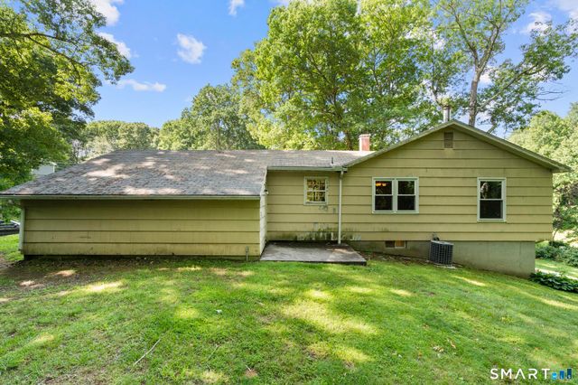 293 Guinea Road, Monroe, CT 06468